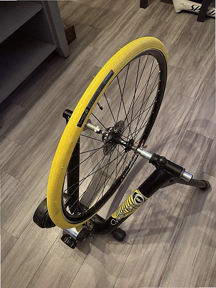 Cycle Ops Indoor Bicycle Trainer Fluid with Training Wheel and Cassette